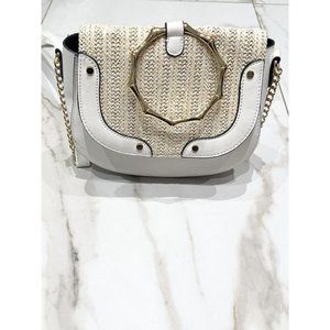 Primark Women’s White Shoulder Bag, Gold Hoop Handle, Burlap Detailing